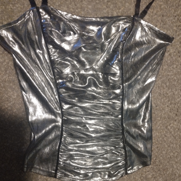 Silver metallic corset-like top - Picture 3 of 11
